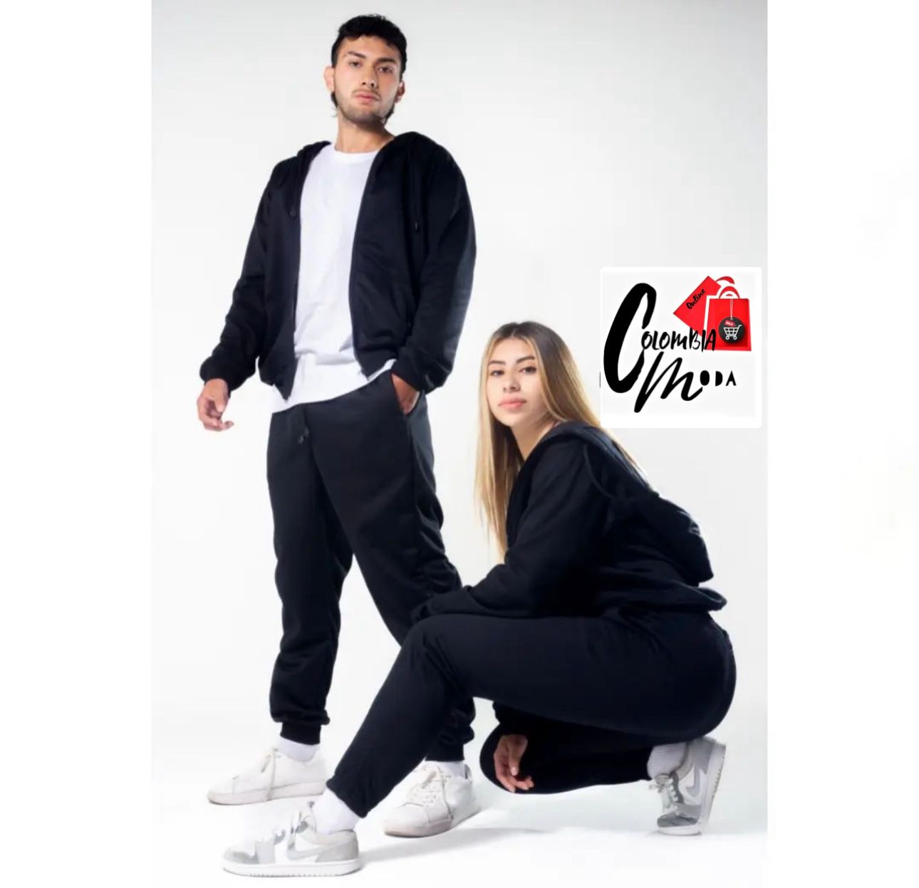 Conjunto de Sudadera y Camiseta N82B